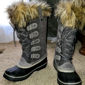 Sorel Joan of Arctic boots